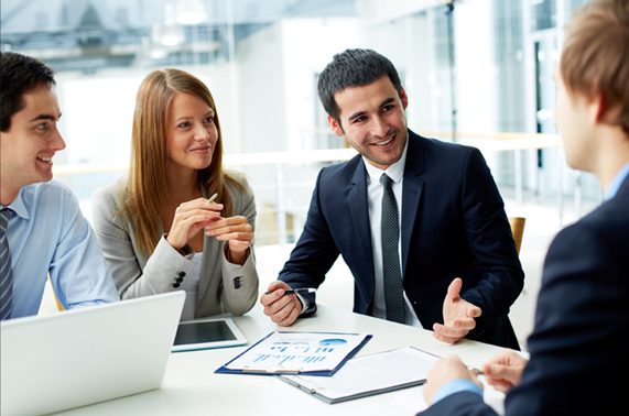 The College Summer Internship: Turning It Into a Full-Time Job [Updated for 2025]